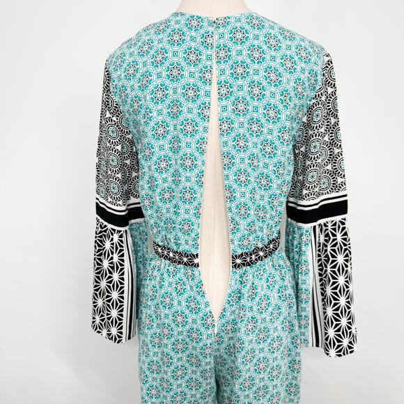 NWT Loft Sand Dollar Romper Aqua Black Bell Sleeve Preppy Summer Beach Size XS - Picture 7 of 10
